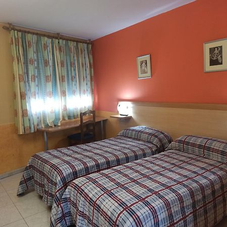 Hostal Restaurante Baraka Alagón Eksteriør billede