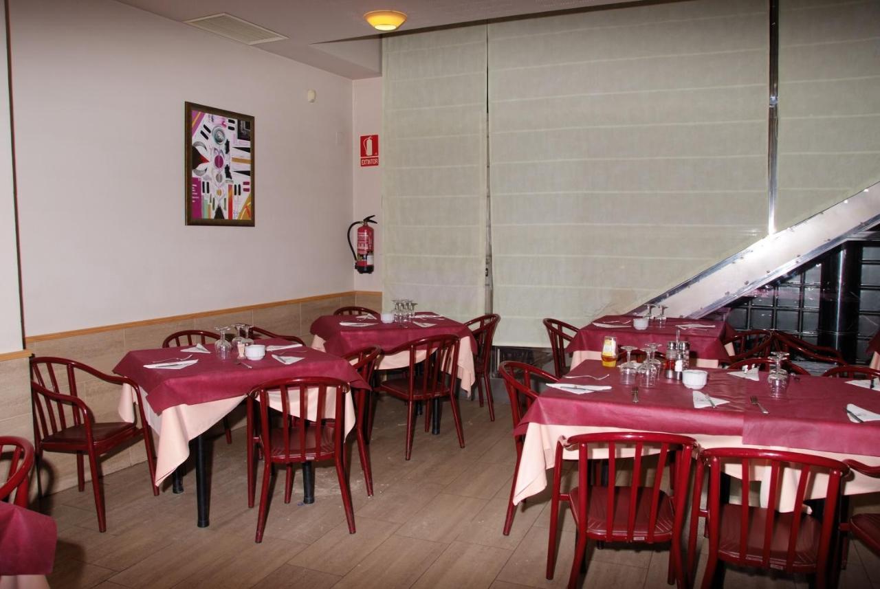 Hostal Restaurante Baraka Alagón Eksteriør billede
